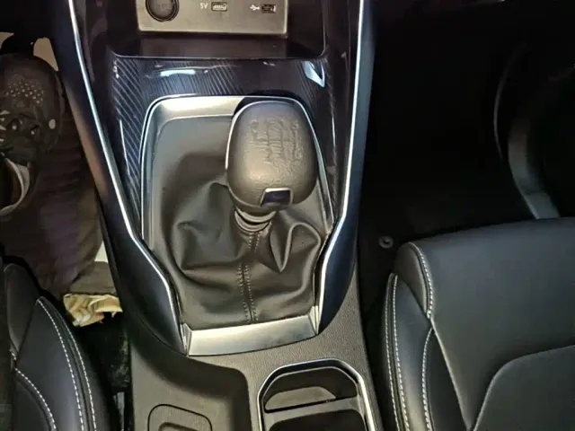 Maxus G50 — Фото автомобиля 13