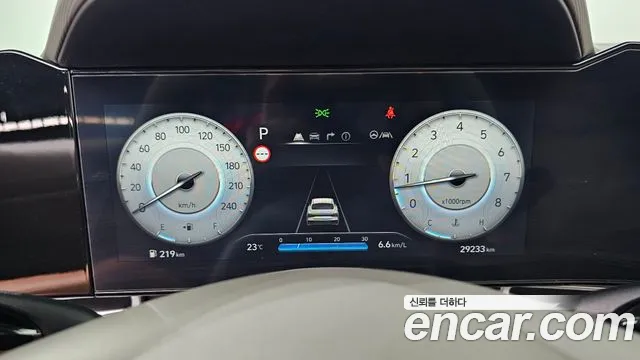 Hyundai Avante CN7 — Фото автомобиля 8