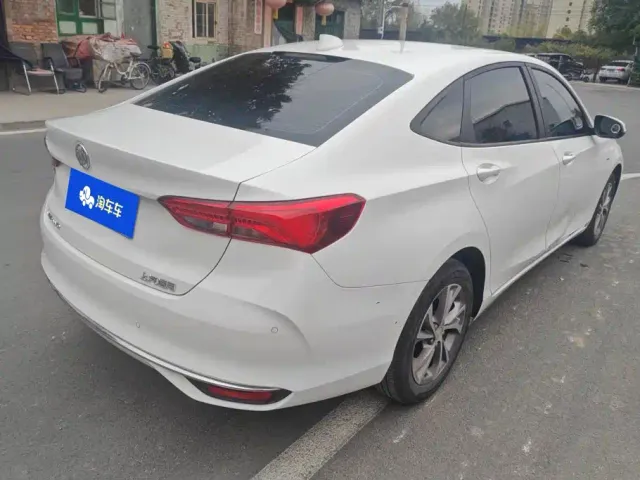 Buick Verano — Фото автомобиля 3