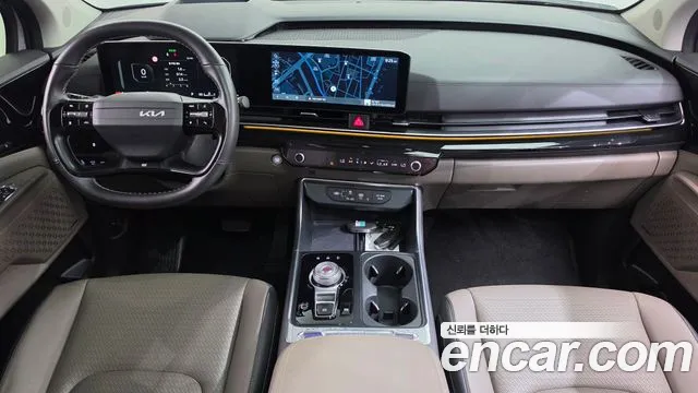 Kia Carnival Generation 4 — Фото автомобиля 10