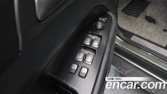 KG_Mobility_Ssangyong Rexton Новый Rexton Sport Дизель 2.2 4WD — Фото автомобиля 14
