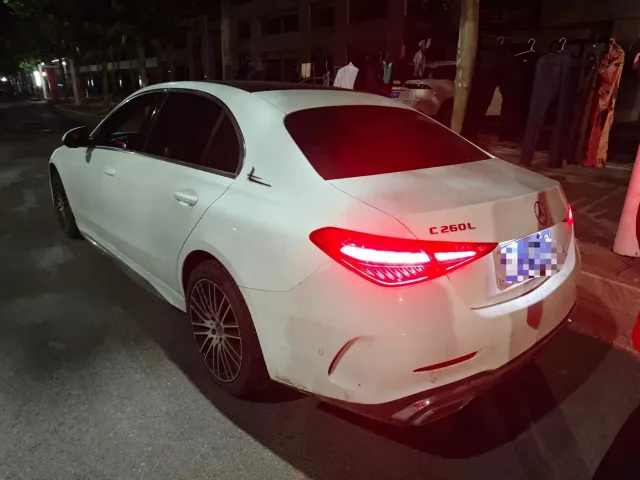 Mercedes-Benz C-Class — Фото автомобиля 3