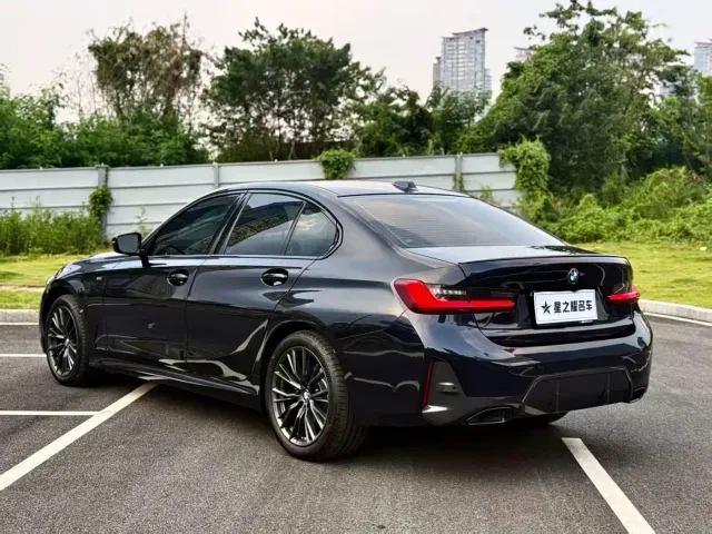 BMW 3 Series — Фото автомобиля 5