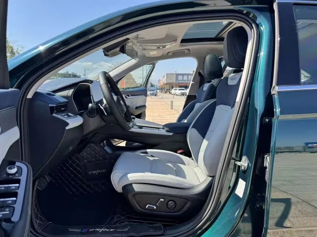 Geely Xingrui — Фото автомобиля 12