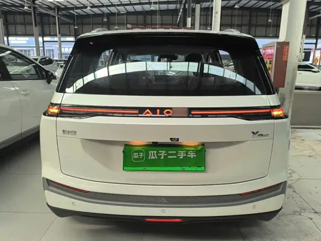 GAC Aion Y — Фото автомобиля 5
