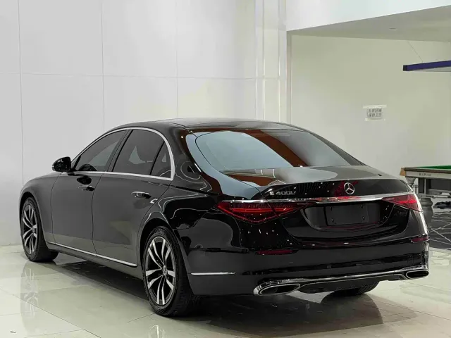 Mercedes-Benz S-Class — Фото автомобиля 13