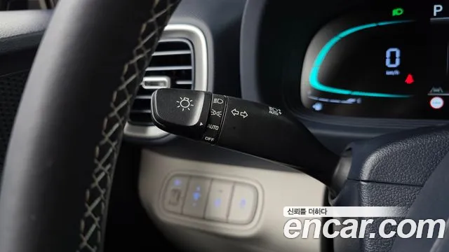 Hyundai Venue — Фото автомобиля 27