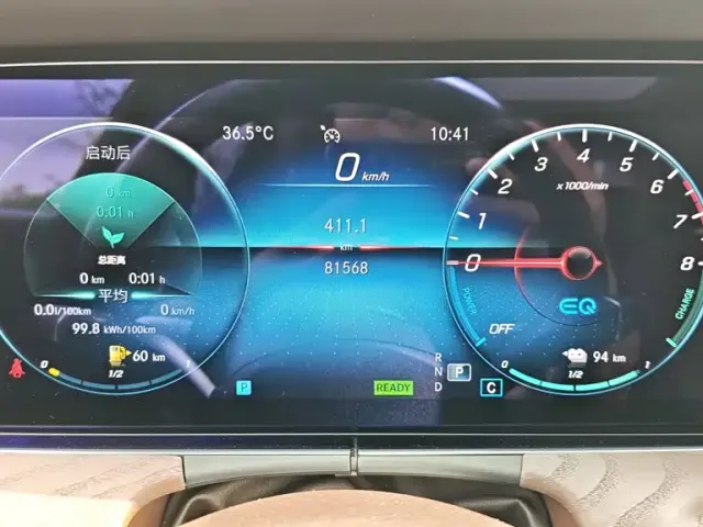 Mercedes-Benz E-Class — Фото автомобиля 11