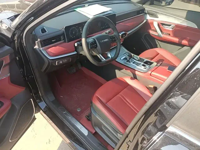 Jetour X70 Plus — Фото автомобиля 15