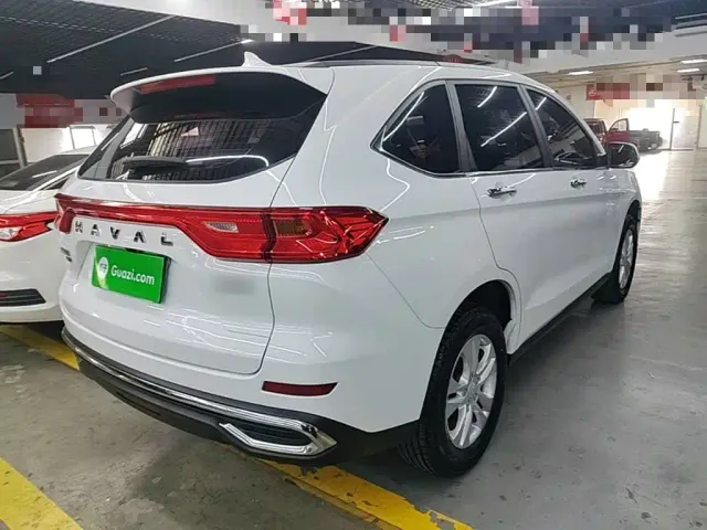 Haval M6 — Фото автомобиля 6