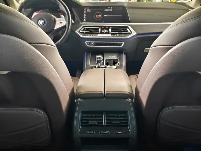 BMW X5 — Фото автомобиля 11