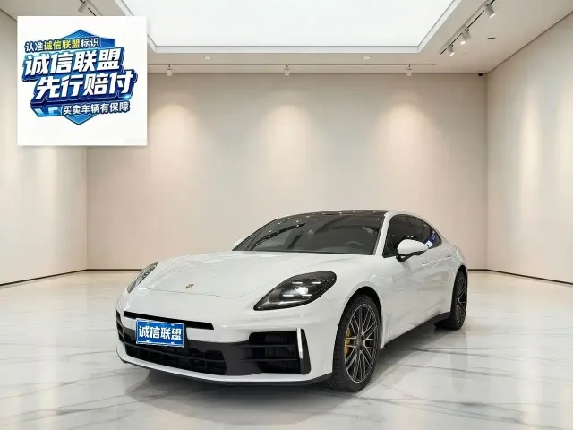 Фотография автомобиля — Porsche Panamera