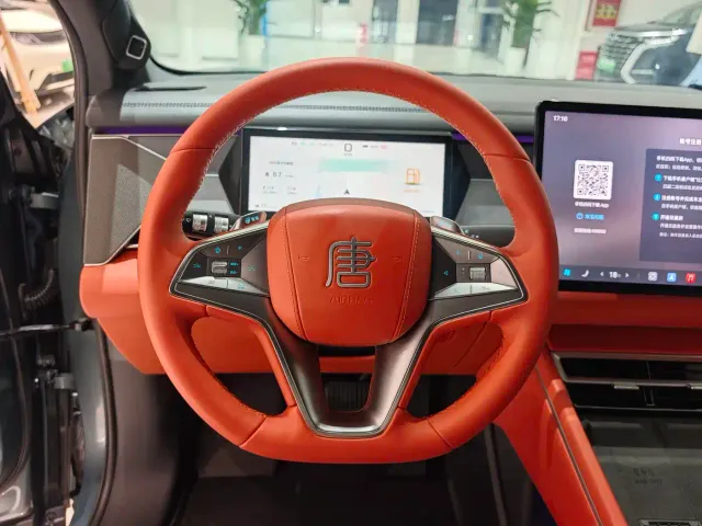 BYD Tang L — Фото автомобиля 9