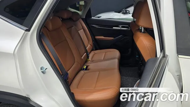 Kia Seltos — Фото автомобиля 16