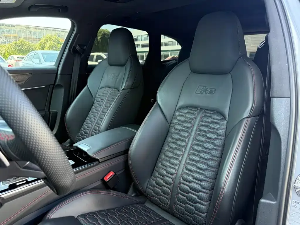 Audi Audi RS 6 2022 RS 6 4.0T Avant — Фото автомобиля 23