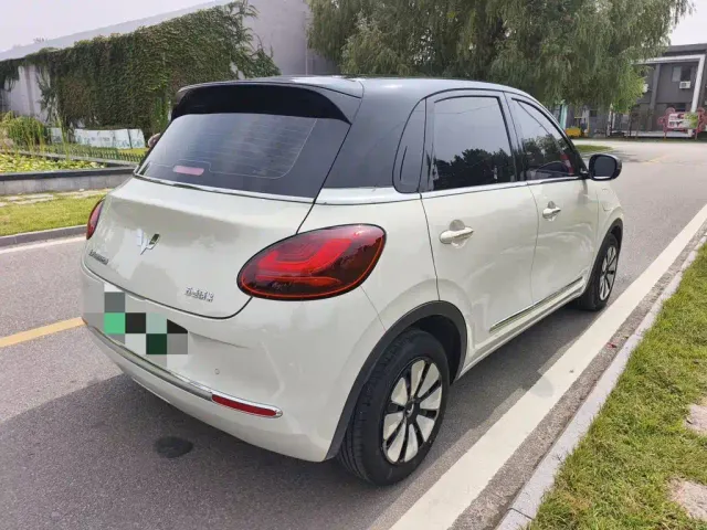 Wuling Bingo — Фото автомобиля 8