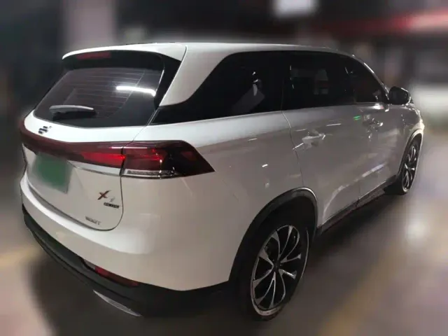 Changan X7 Plus — Фото автомобиля 4