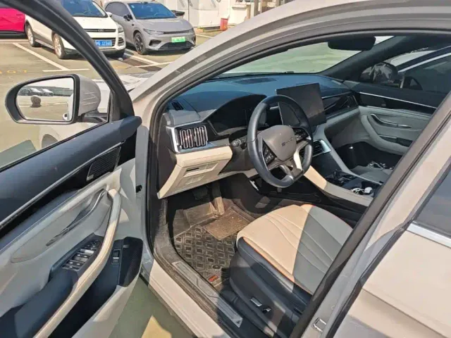 BYD Song PLUS — Фото автомобиля 15
