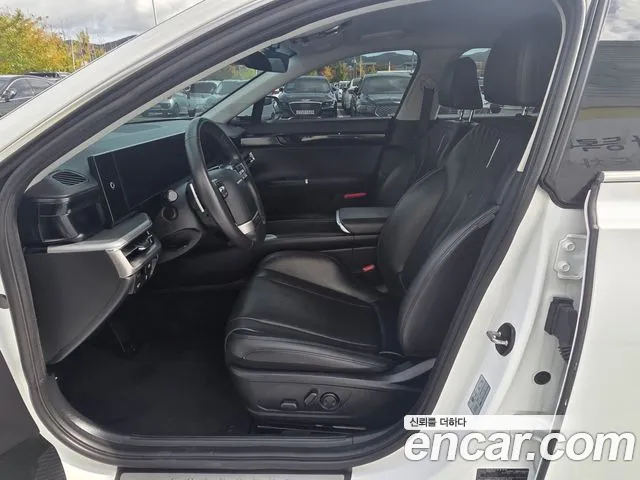 Hyundai Grandeur GN7 — Фото автомобиля 12