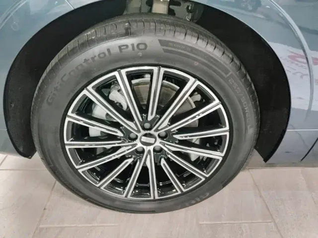 Geely Galaxy M9 — Фото автомобиля 22