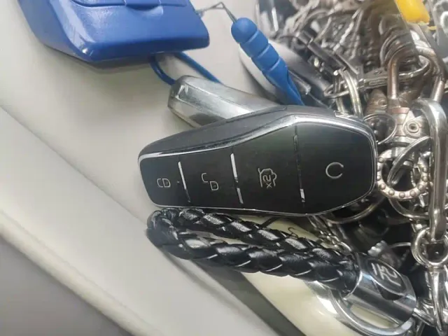 BYD Song PLUS — Фото автомобиля 8