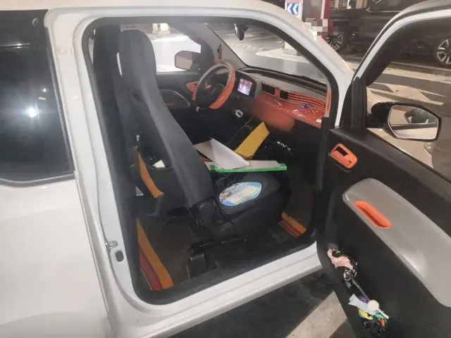 Wuling Hongguang Mini EV — Фото автомобиля 16