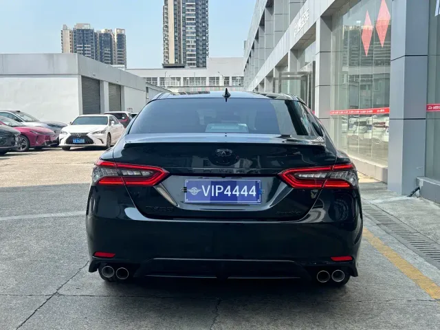 Toyota Camry — Фото автомобиля 5
