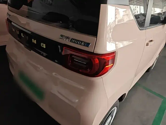 Wuling Hongguang Mini EV — Фото автомобиля 7