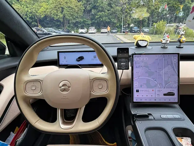 Nio ET5 Touring — Фото автомобиля 9