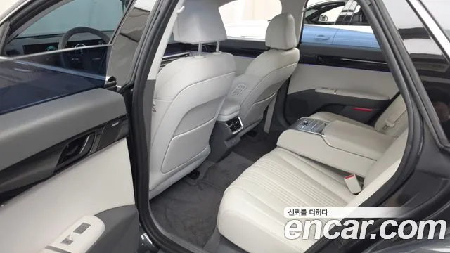 Hyundai Grandeur GN7 — Фото автомобиля 18