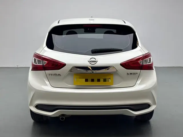 Nissan Tiida — Фото автомобиля 8