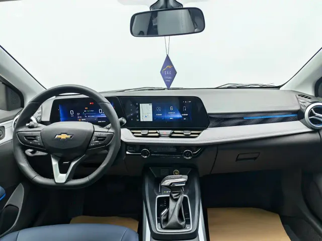 Chevrolet Monza — Фото автомобиля 5