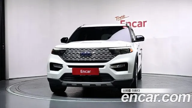Ford Explorer 6th Gen — Фото автомобиля 3
