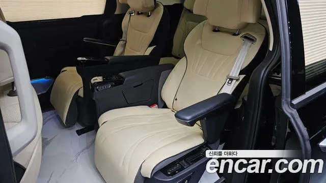 Kia Canival Новый Carnival 4 поколение Бензин 9 мест Hi-Limousine (Спецкузов) — Фото автомобиля 28