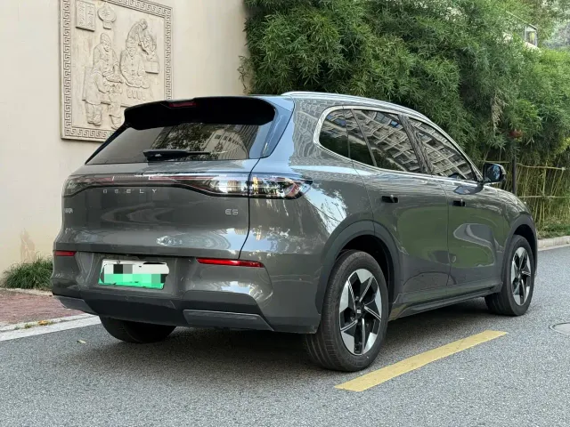 Geely Galaxy E5 — Фото автомобиля 15