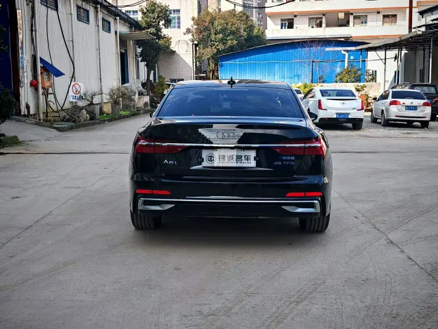 Audi A6L — Фото автомобиля 8