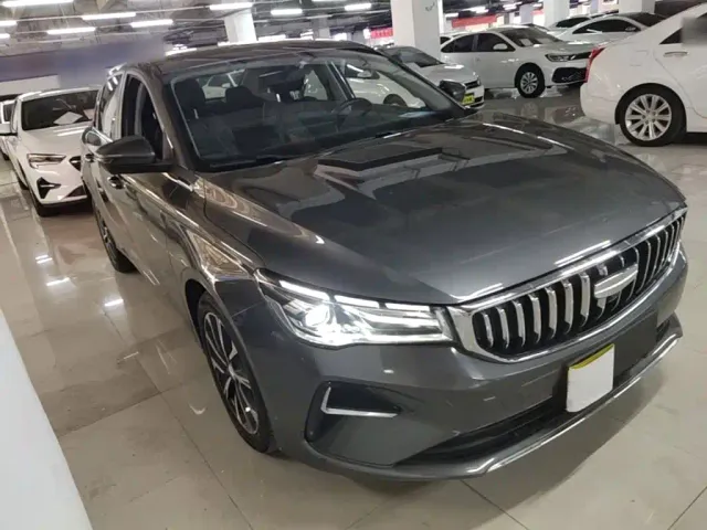 Geely Emgrand — Фото автомобиля 3