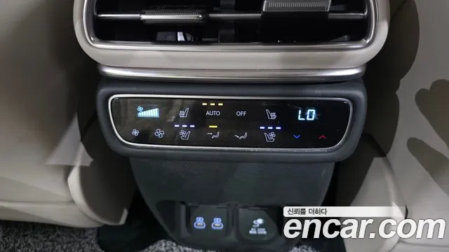 Genesis GV80 — Фото автомобиля 27