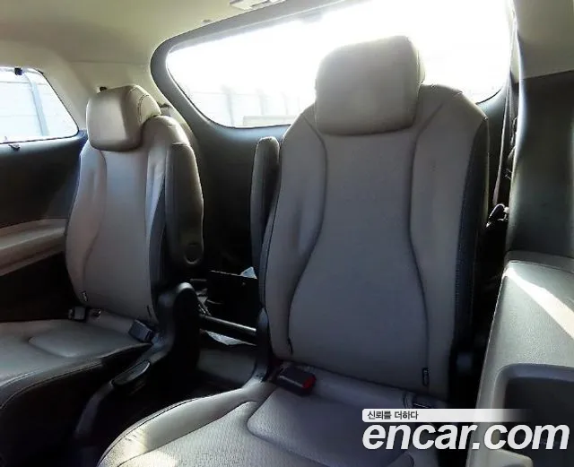 Kia Canival Новый Carnival 4 поколение Дизель 9 мест Signature — Фото автомобиля 12