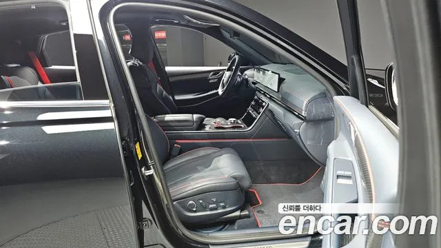 Genesis GV80 — Фото автомобиля 24