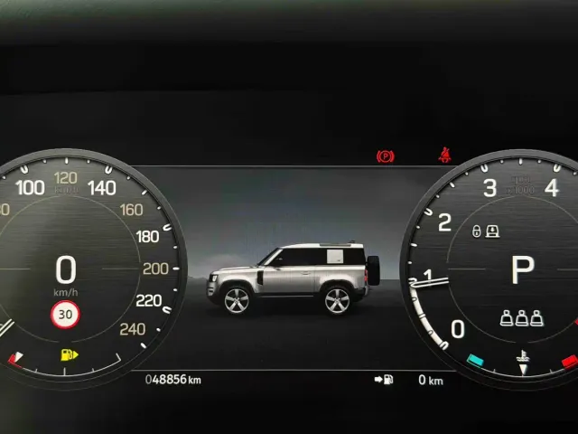 Land Rover Defender — Фото автомобиля 14