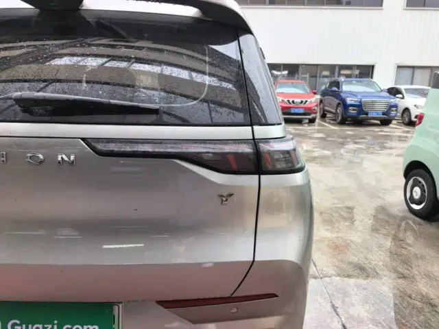 GAC Aion Y — Фото автомобиля 7