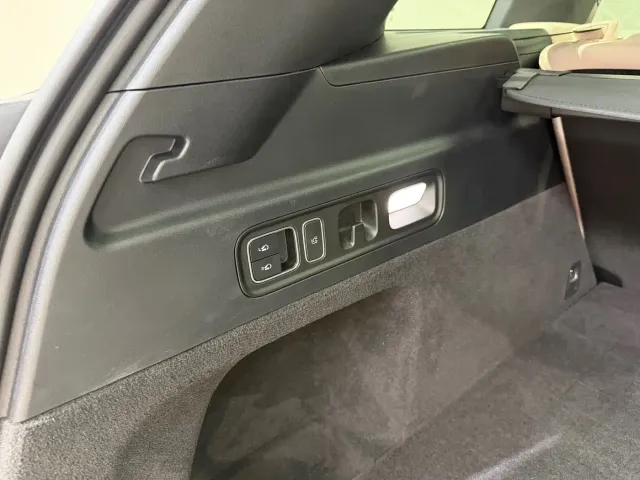 Li Auto L7 — Фото автомобиля 17