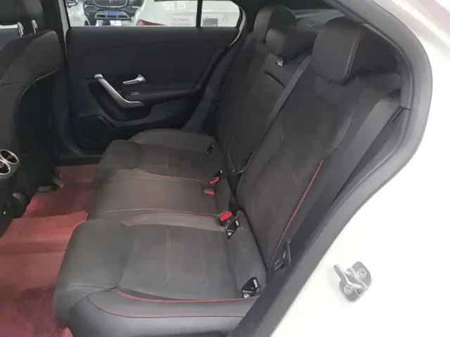 Mercedes-Benz A-Class — Фото автомобиля 16
