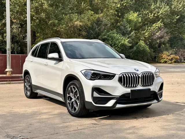 BMW X1 — Фото автомобиля 3