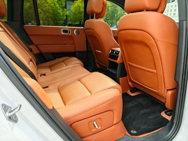 Li Auto L6 — Фото автомобиля 15