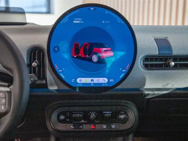 MINI Hatch — Фото автомобиля 16