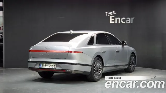 Hyundai Grandeur GN7 — Фото автомобиля 2