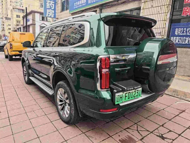 Tank 500 EV — Фото автомобиля 3