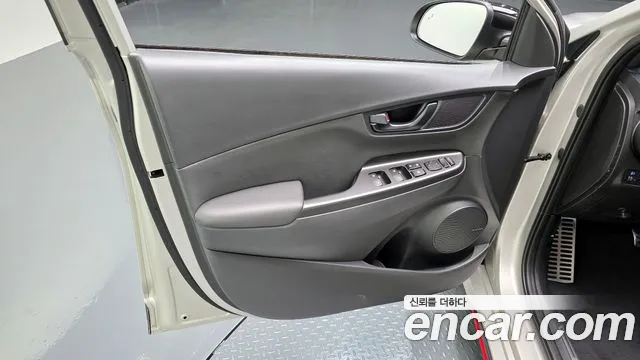 Hyundai Kona Новый Kona Бензин 2.0 2WD — Фото автомобиля 21
